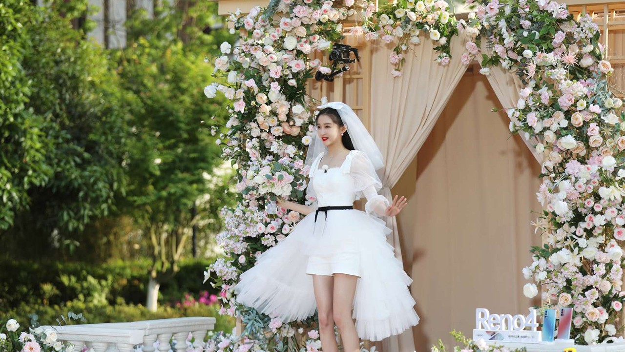 郑恺@《奔跑吧4》：沙溢郭麒麟抗大旗，蔡徐坤略显尴尬，baby令人失望