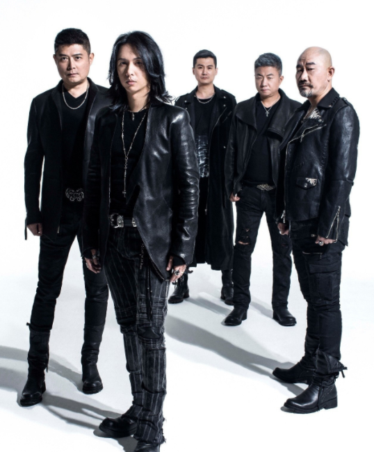 『黑豹乐队』1992年破纪录的150万专辑发行量，这支乐队的成就你难以想象