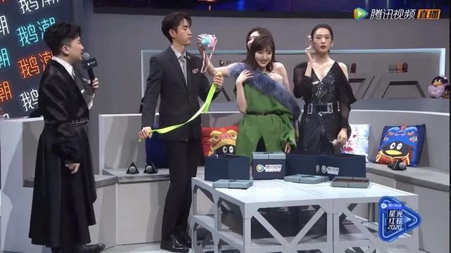 杨玏|《三十而已》戏外王漫妮陈屿才是一对？看完这个互动真觉得有猫腻