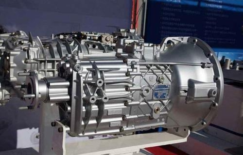 日产|都说爱信是“变速箱大佬”,为何本田、日产不使用?