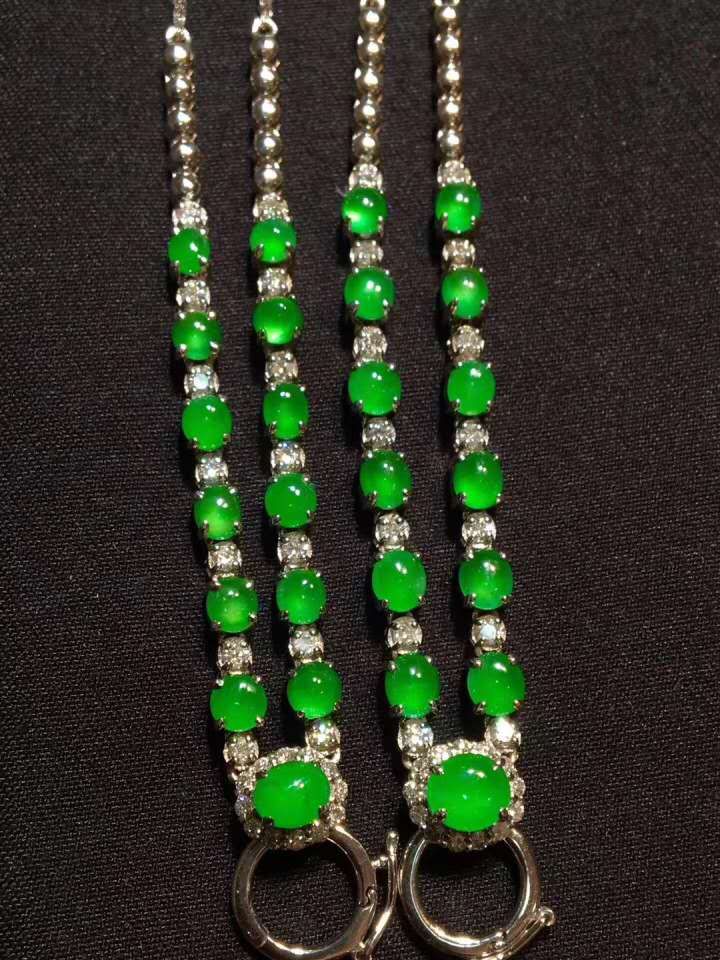 翡翠▲买翡翠到底要不要考虑品牌？