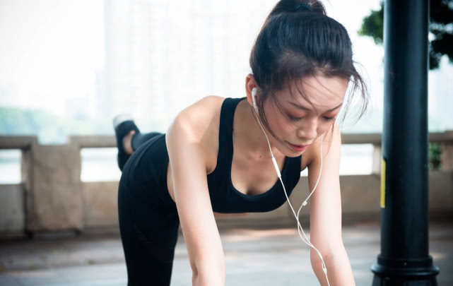 【减脂】女生不要害怕力量训练，它能帮你提臀瘦腿，塑造曲线身材！