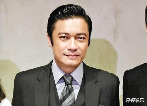 罗嘉良|为娶苏岩,罗嘉良放弃四千万净身出户,原配方敏仪如今怎样了?