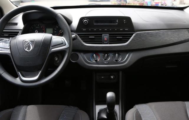 SUV|最便宜的代步车,自动挡才4.98万,5.4升油耗,堪称代步神器