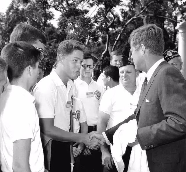 黄飞鸿:29张名人的罕见老照片,这才是真正的黄飞鸿跟真正的十三姨?