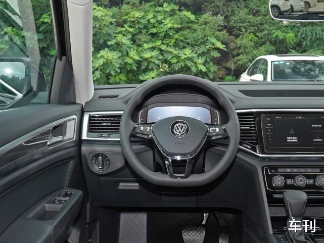 丰田汉兰达|买汉兰达不如看它，从30万跌至23万，车长5米，配进口V6动力