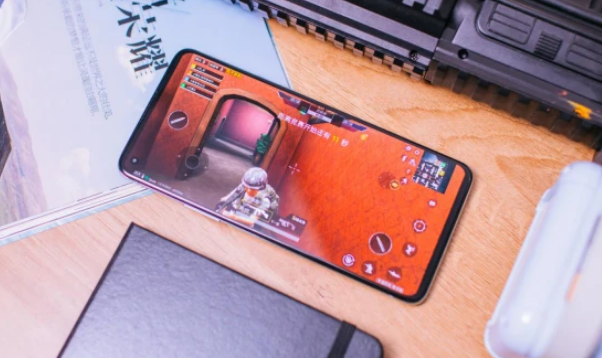 红米手机|iPhoneXR用了2年，今年换成一加8T，不吹不黑分享心里话