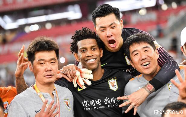 山东鲁能|大反转！他曾被认为是鲁能必走之人，却因球队力挺再次压哨留队