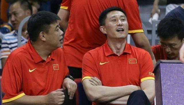 『中国男篮』杜锋运气太好了！中国男篮冲击奥运会迎新突破，进军东京希望倍增