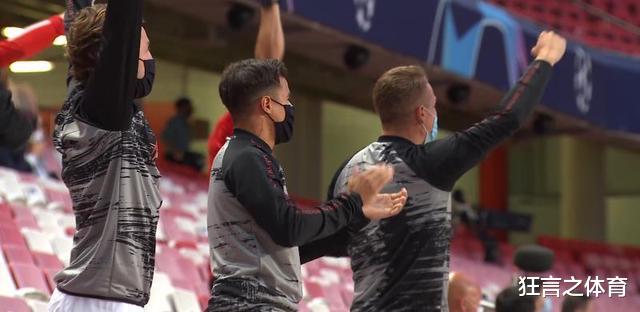 拜仁慕尼黑|7分钟造3球库蒂尼奥不留情 拜仁跑出多1人感觉 巴萨12年来首次0冠