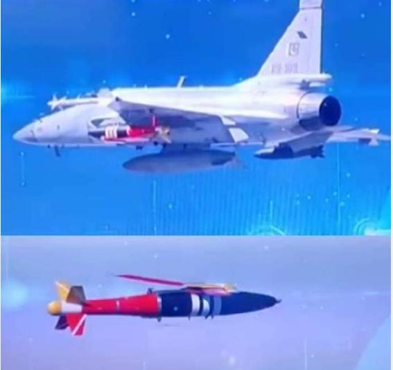 【巴基斯坦】西线边境大战在即,巴铁司令视察最新炸弹,下令枭龙机群准备轰炸