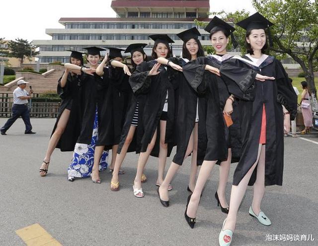 |为啥女大学生“怀孕”事件越来越多？学姐含泪说真相，真实的可怕