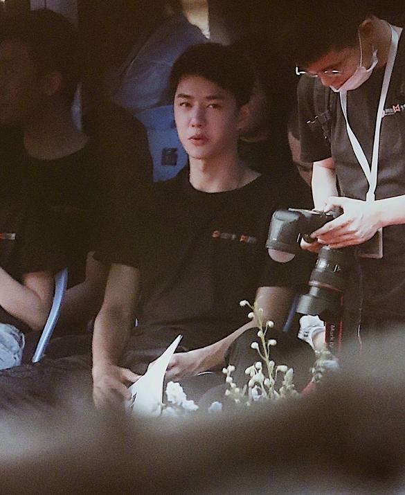 「何以笙箫默」陈晓新剧开机暴瘦，超man硬汉颜值刷新高！生图稳赢小10岁王一博