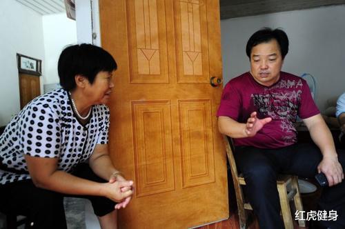 吕小军|肌肉硬汉吕小军,为何被外国人称为绝世美人?