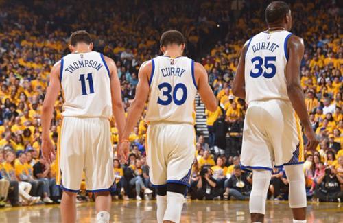勇士队|杜兰特在勇士三年两冠，换作詹姆斯联手水花兄弟会有怎样的成就？