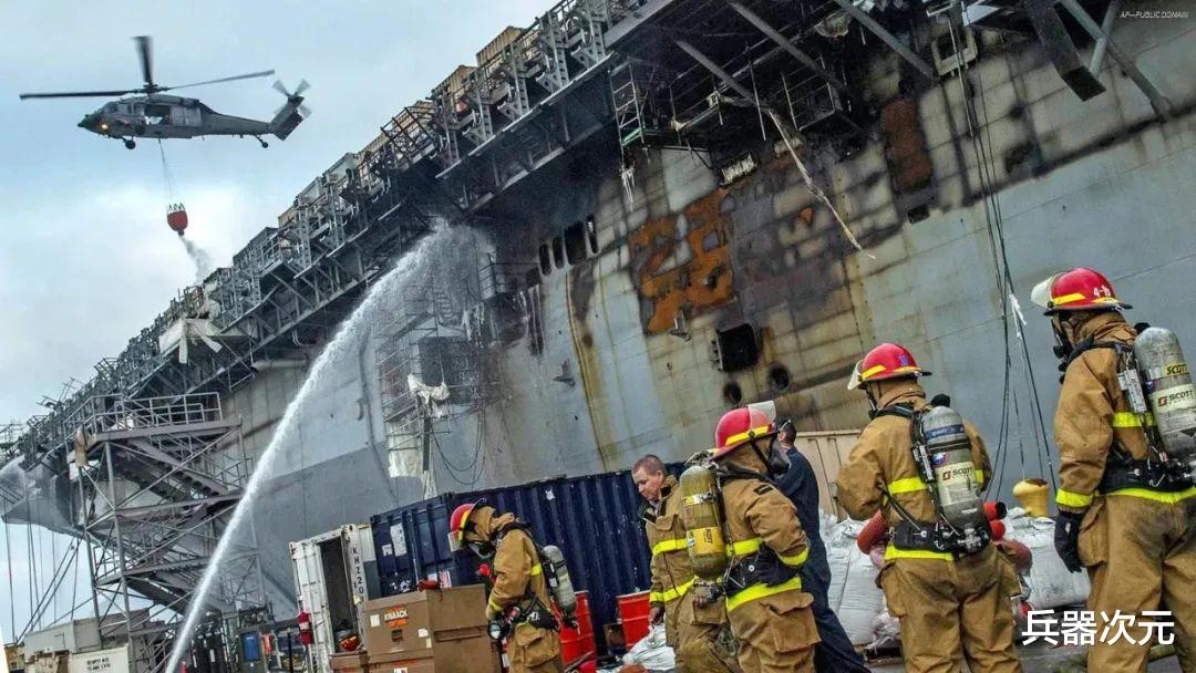 军舰|全舰紧急疏散！美国核动力航母突然着火，海军9天连烧3艘军舰
