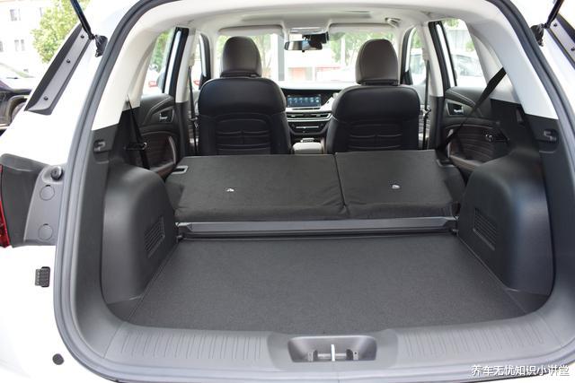 长安汽车|外观年轻、大气，动力表现不错，长安CS35 PLUS怎么样？