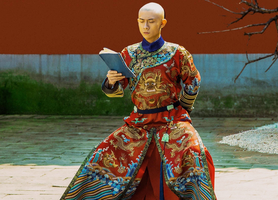 韦小宝|瞪眼皱眉、浮夸做作！把韦小宝演成孙悟空，这是长大后的刘星？