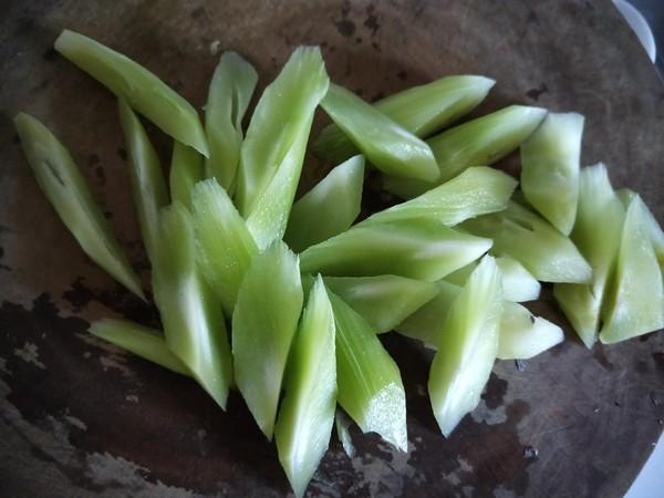 [小黄鱼]肠胃不舒服隔三差五吃这菜，营养美味助消化，轻松帮你排宿便