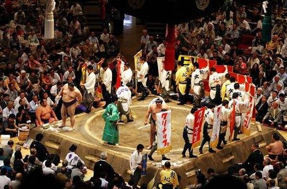 『相扑』日本最“恶心”的工作，相扑手臀部清洁工， 应聘者要满足2个条件