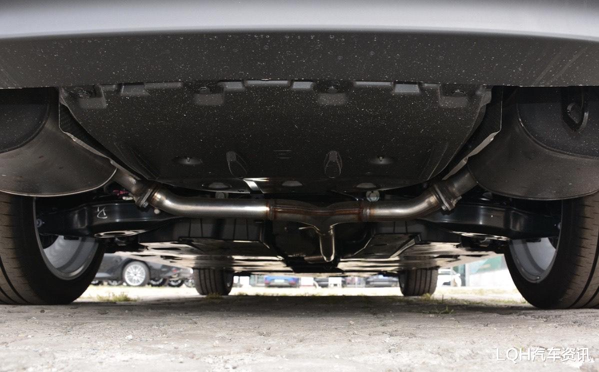 「丰田凯美瑞」它才是丰田真正的“省油王”，油耗4.1L，还是保值率最高的B级车