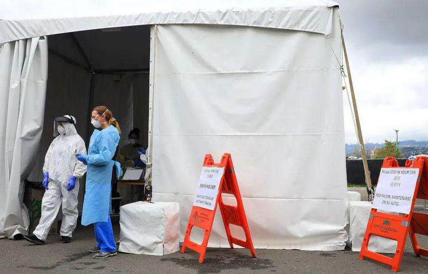 【特朗普】特朗普、彭斯双双感染病毒?美媒爆出重磅消息,白宫无应对措施