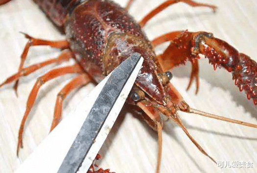 [小龙虾]小龙虾身上最脏的3个部位，千万不要吃，最后一个总被大家忽略