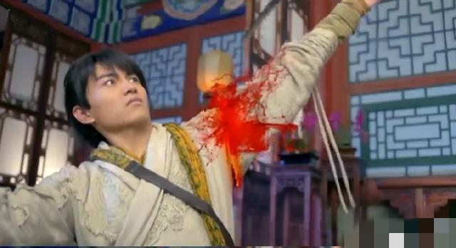 「穿帮镜头」笑到脸抽筋的穿帮镜头 网友：导演智商何在？