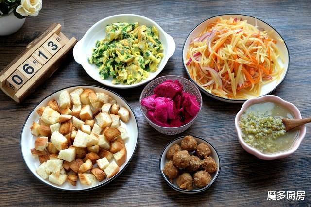 『牛肉』全职妈妈晒早餐，一周7天不重样，每天6点起！网友：有钱有闲