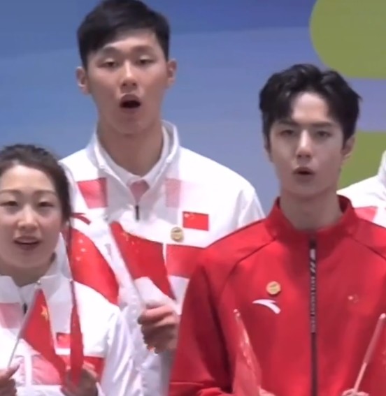 王一博|央视镜头是最强“卸妆水”？镜头给王一博特写，P图师都无法下手