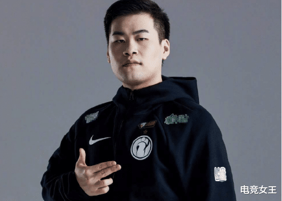 ig|南风被冲恼，直播破口大骂并下播：拿着低工资却给我冠军标准！