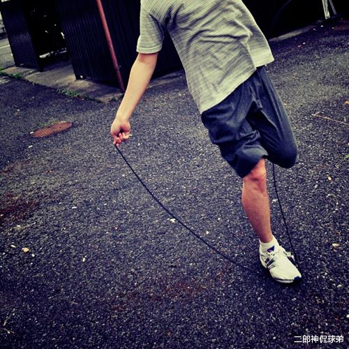 |“洗完摩托车在车底看到钢丝，是哪的零件？”哈哈哈见过这把么？