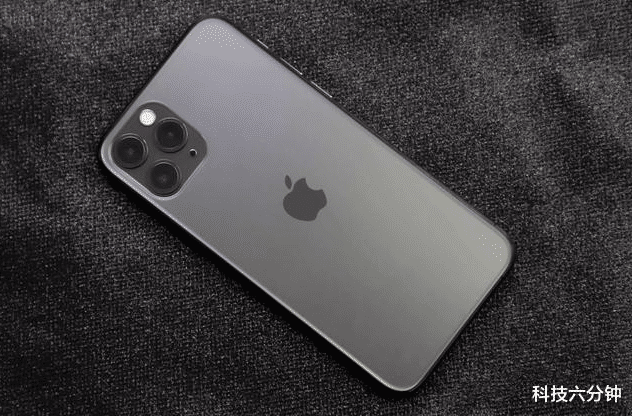iphone11@iPhone虽好但别乱选，这三款才是内行人的最爱，用三五年也不过时
