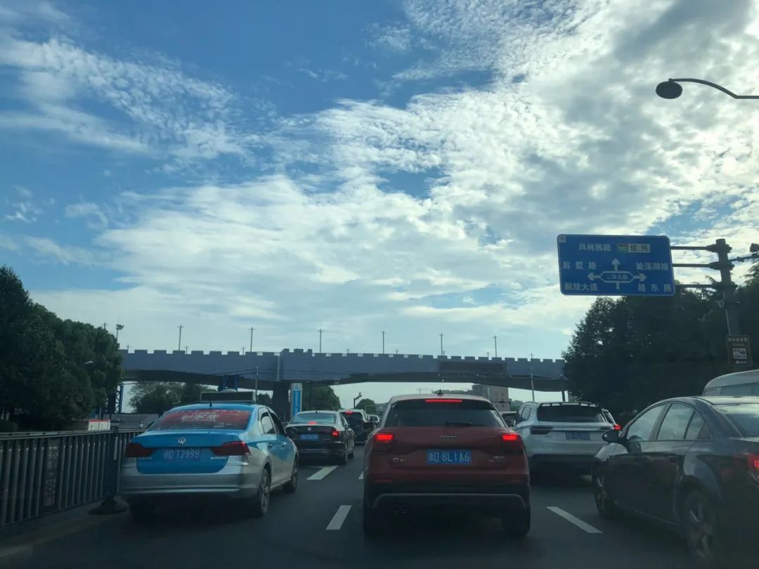 最爱大绍兴|绍兴这高架“新潮打扮”被网友狂喷！施工方回应来了...