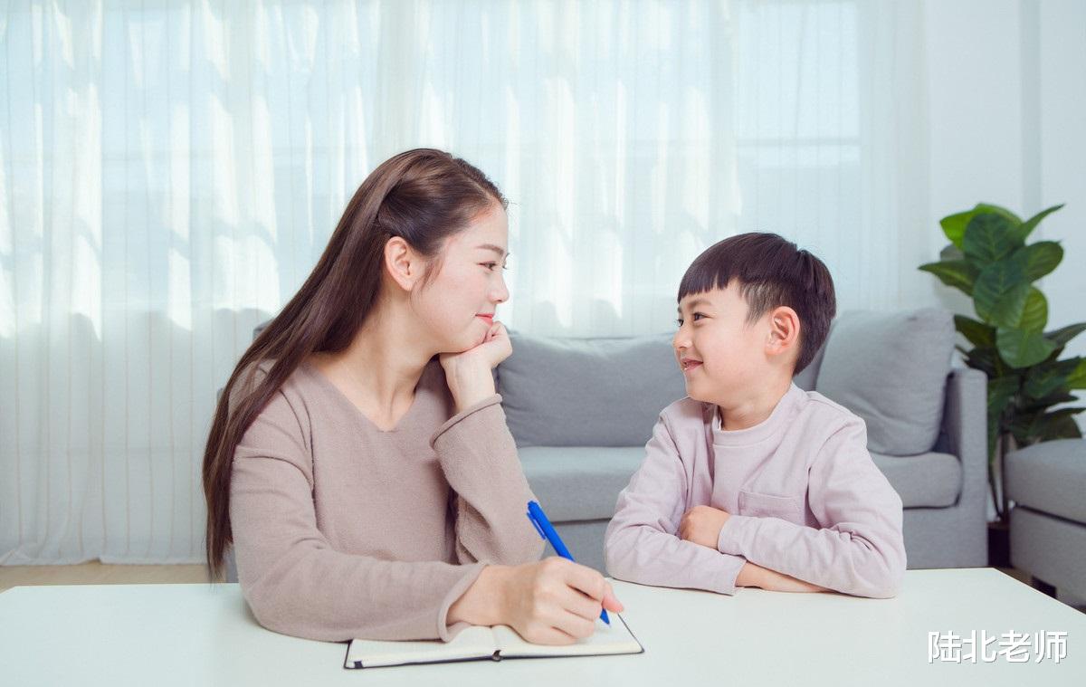 【巨蟹座】文科不如理科？重点是选对专业，这四个专业适合文科女生，好就业
