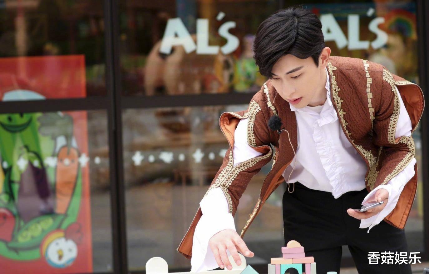 『极限挑战』张艺兴宣布退出《极挑》后，节目口碑回升，内容比嘉宾更重要？