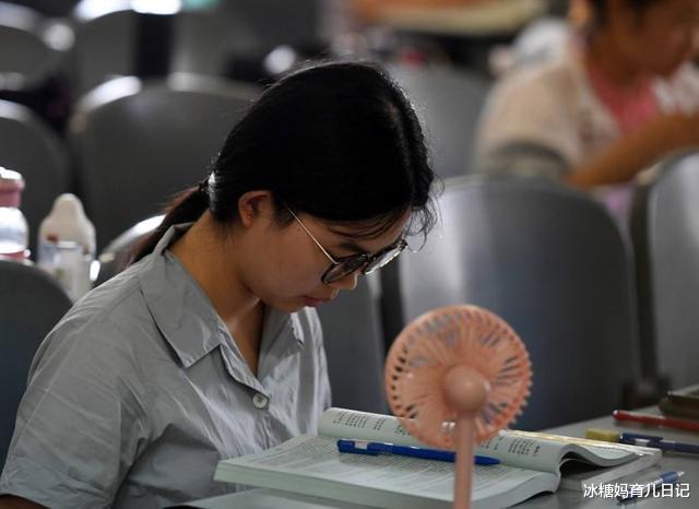 考研|大一新生：大学最不需要考研的4个专业，导员：考上也是浪费时间