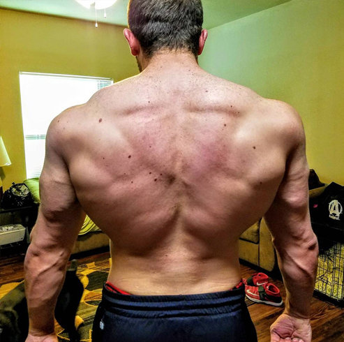 |力量界的王者，硬拉起自己4倍体重，人们喜欢称他为“硬拉博士”