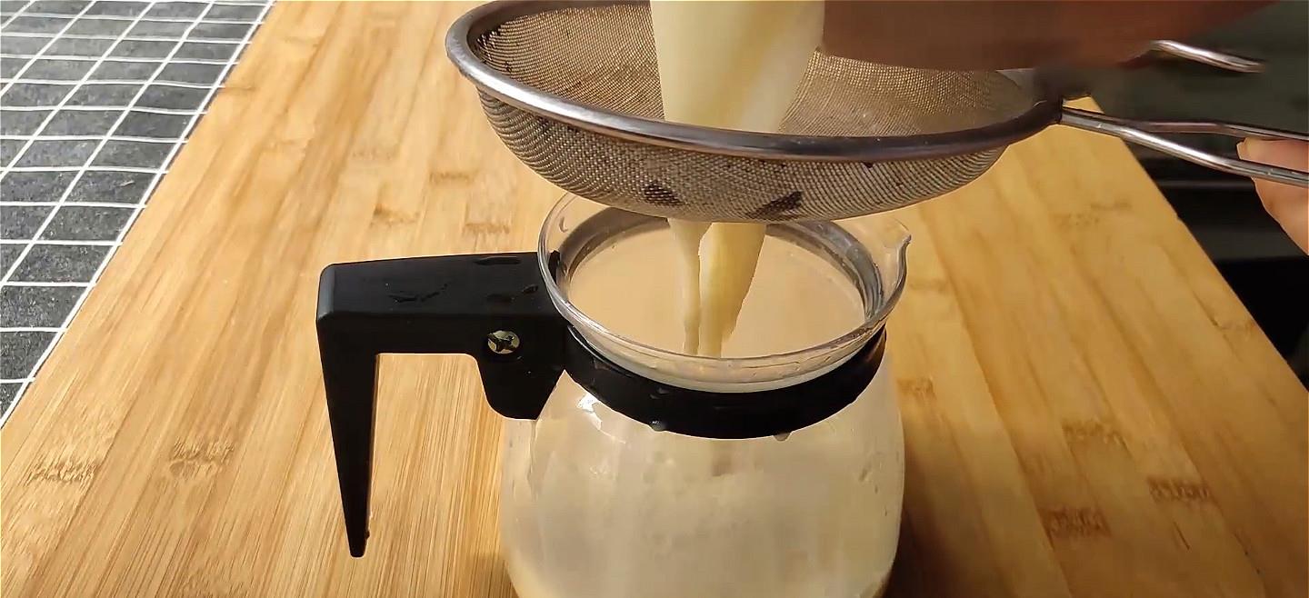 奶茶：奶茶很简单的做法，营养好喝无添加，学会再也不用出去买了