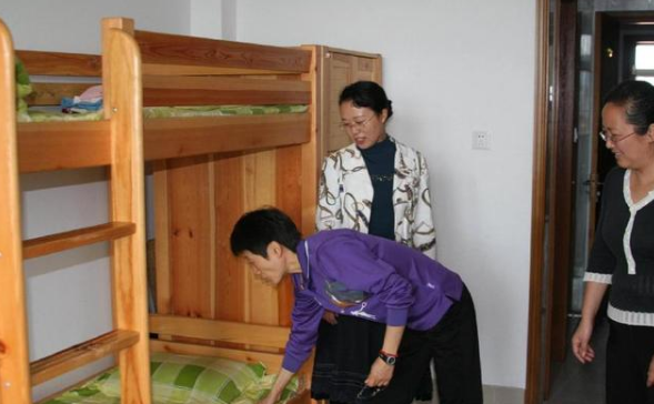 王楠▲她是国乒功臣，辛苦执教27年，却被迫离队，现58岁仍孤身一人