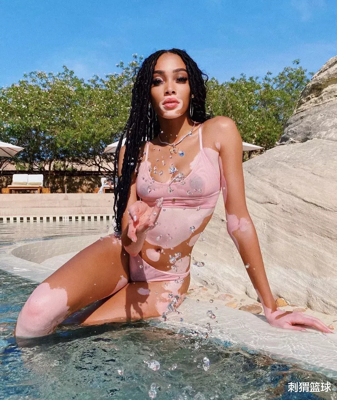 库兹马|超污组图惊呆球迷!库兹马和奶牛女友的小日子太得劲了!