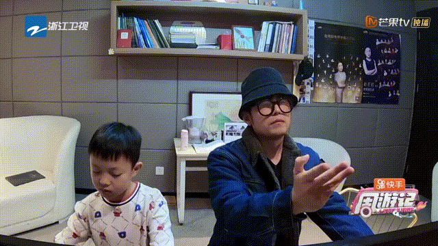 「周杰伦」古典乐也能freestyle,周杰伦这样的钢琴老师给我来一打