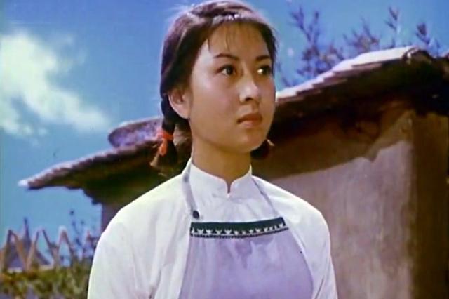 【海霞】昔日美女明星，演《海霞》一炮而红，上影一枝花如今66岁近照曝光变化大
