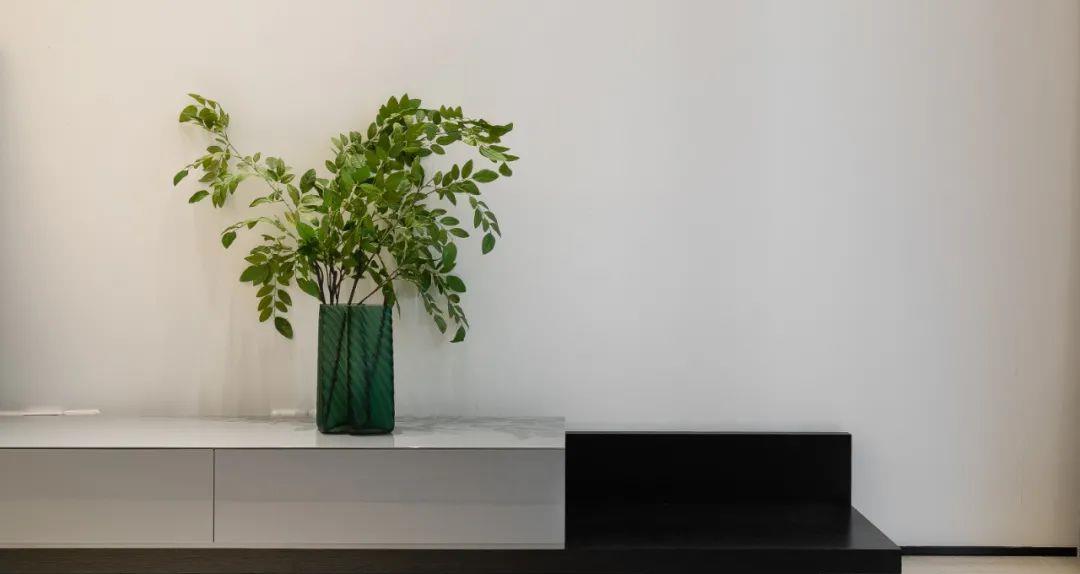 设计师|他家190㎡,坚持拆掉一面墙,入户后,被满屋的高级感吸引了