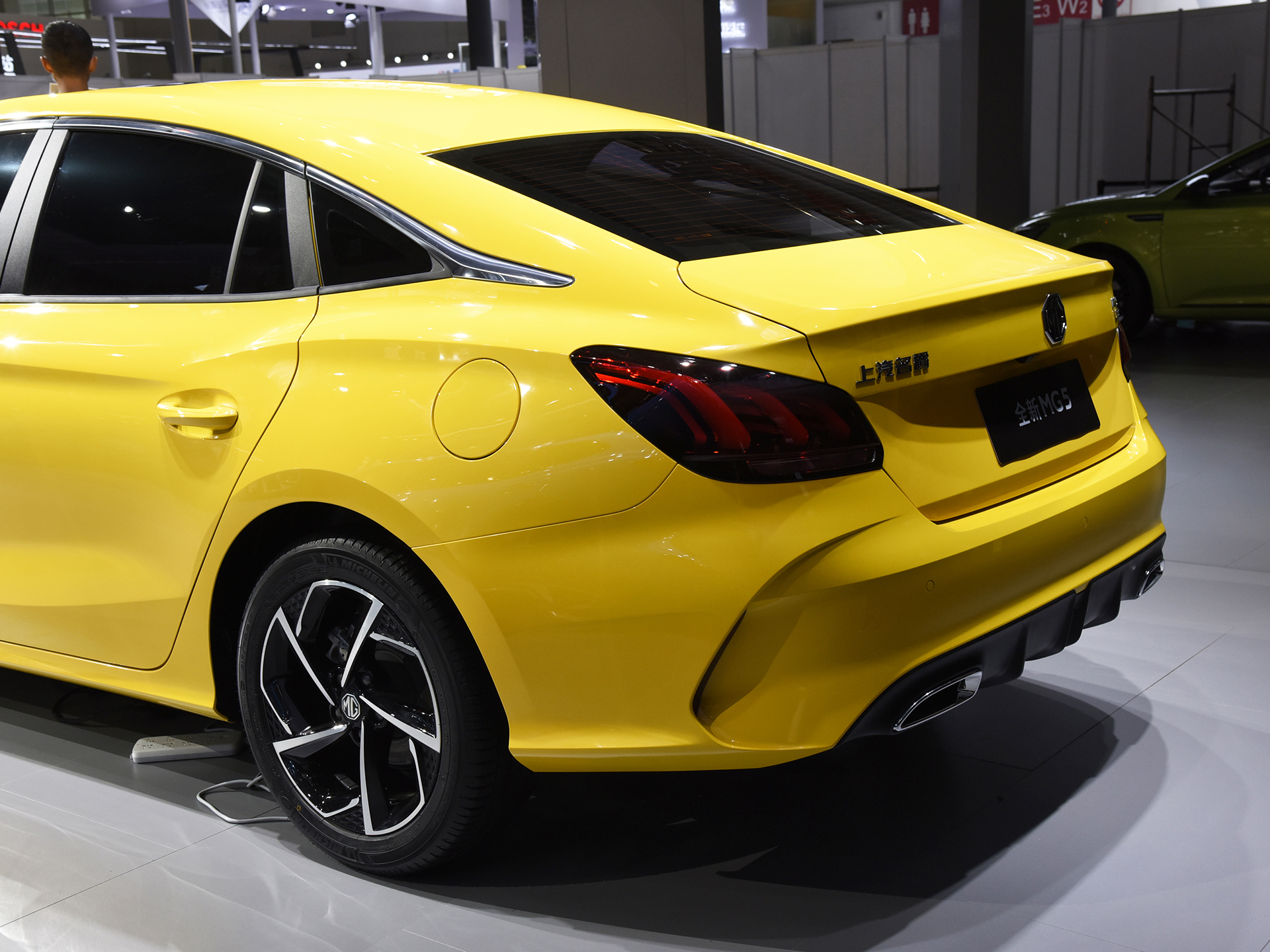 马力|国产又一“小钢炮”,轿跑溜背式造型,1.5T爆发173马力,或售8万