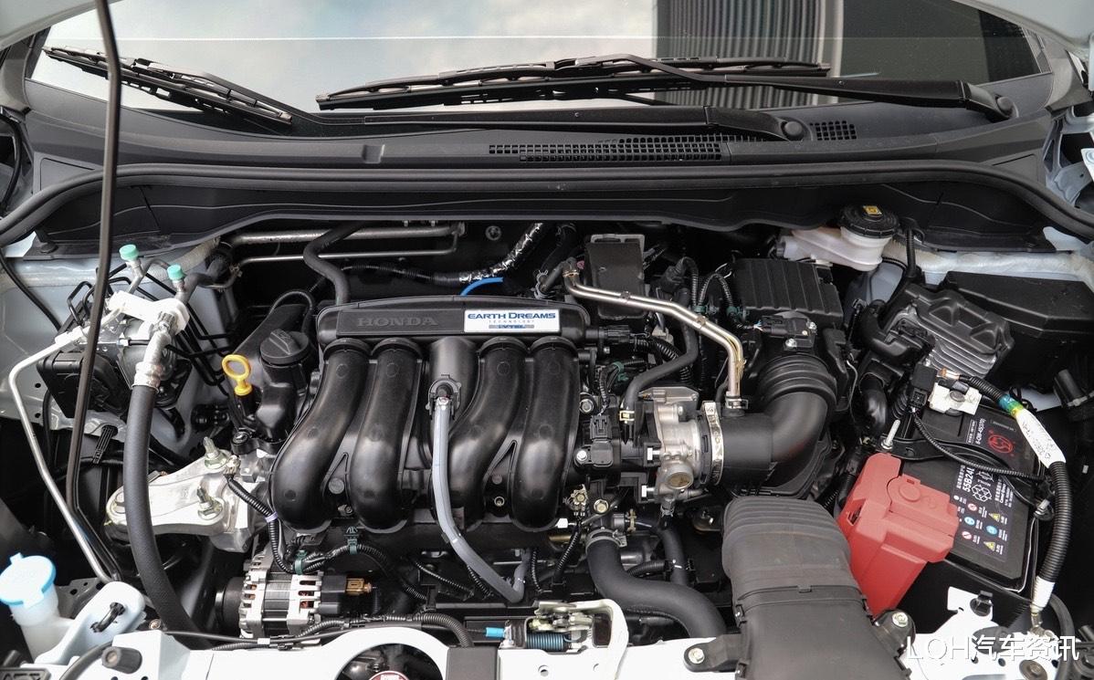 本田飞度|本田真正的“省油王”，低至8.18万，油耗5.2L，一公里才3毛钱