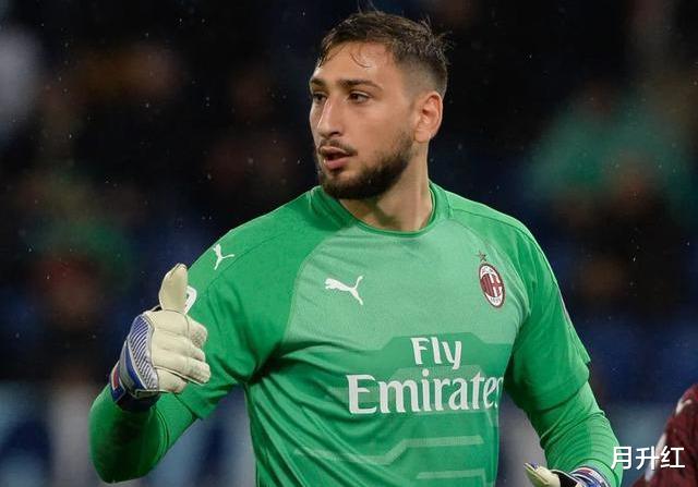 u23|门将最新排名:诺伊尔走下神坛,库尔图瓦重回前三,第一实至名归