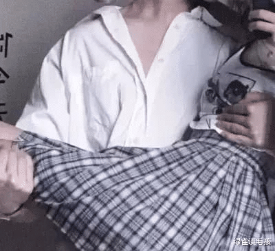 当异性夜聊：说“我去洗澡了”，千万不要回“嗯”