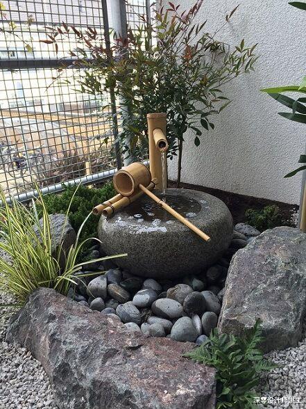 |有院子就别只种花,拐角一处设计个水景,分分钟能让你家活色生香