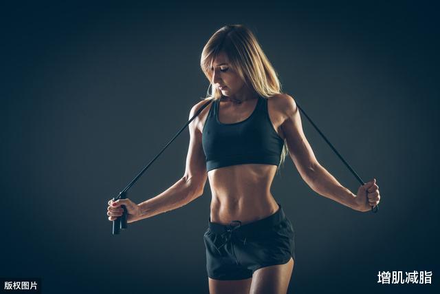 『长寿』健身界公认超燃脂杀手——跳绳，坚持1个月，让你暴瘦8斤